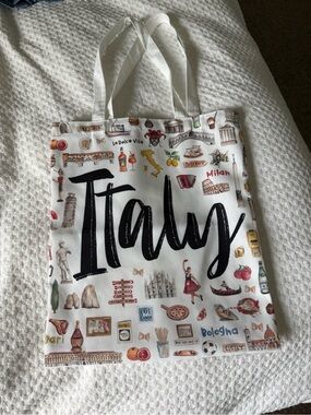Italy Graphic Tote Bag - White with Multicolor Travel Icons